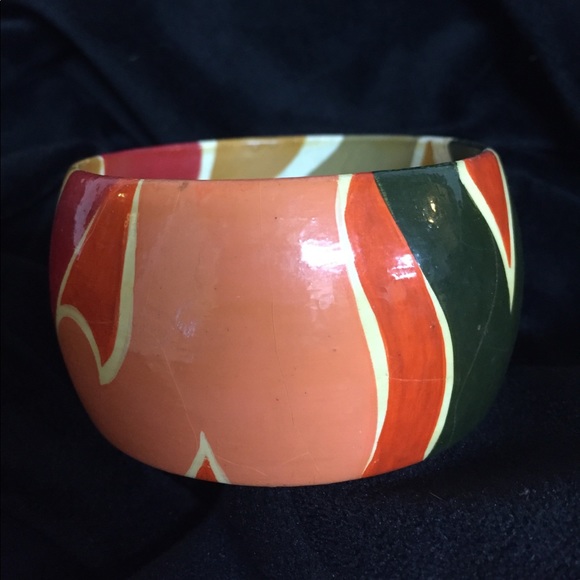 Vintage wood painted and amber colored bracelets - Picture 3 of 8