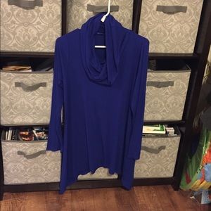 NWT - cable and gauge royal blue long sleeve top