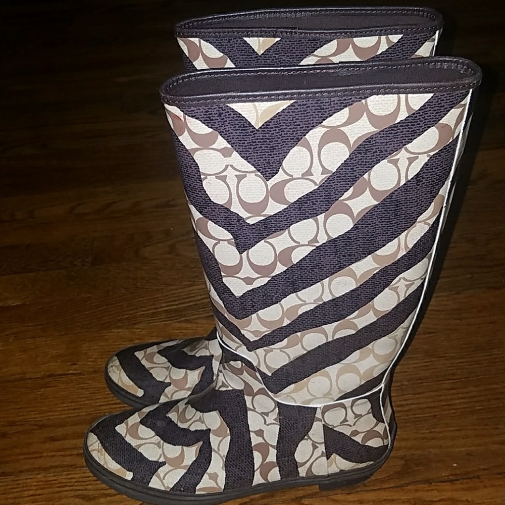 COACH Rainboots - Picture 6 of 8