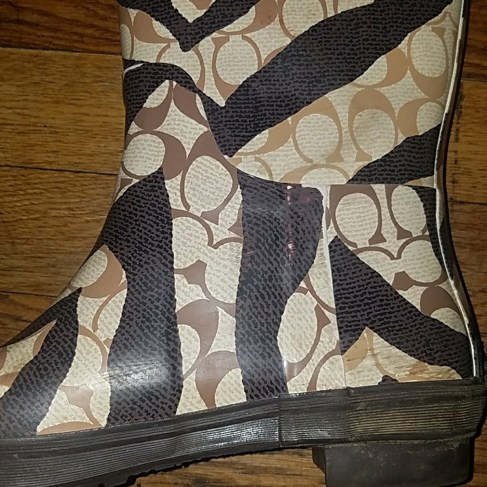 COACH Rainboots - Picture 8 of 8