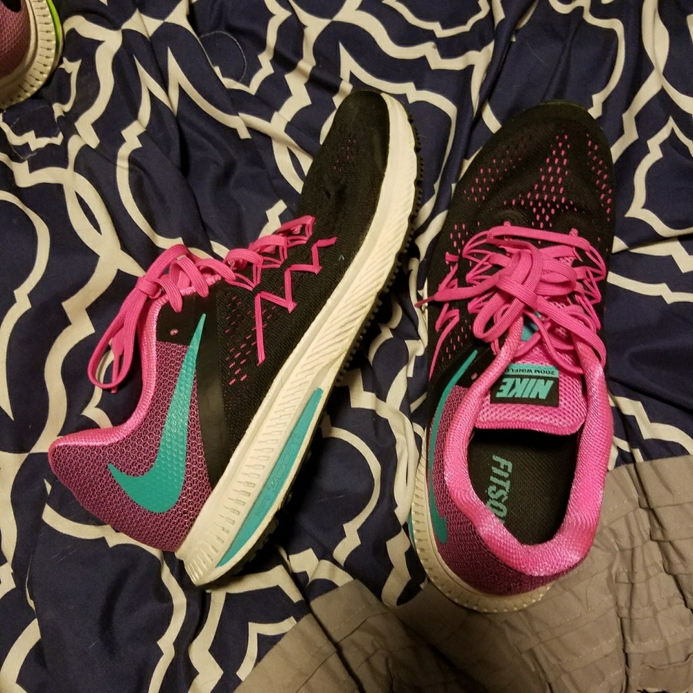 Women's size 10 Nike zoom