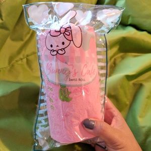 JUMBO SLOW RISE BUNNYS CAFE PINK CAKE ROLL SQUISHY