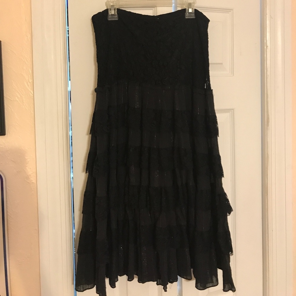 Long black skirt