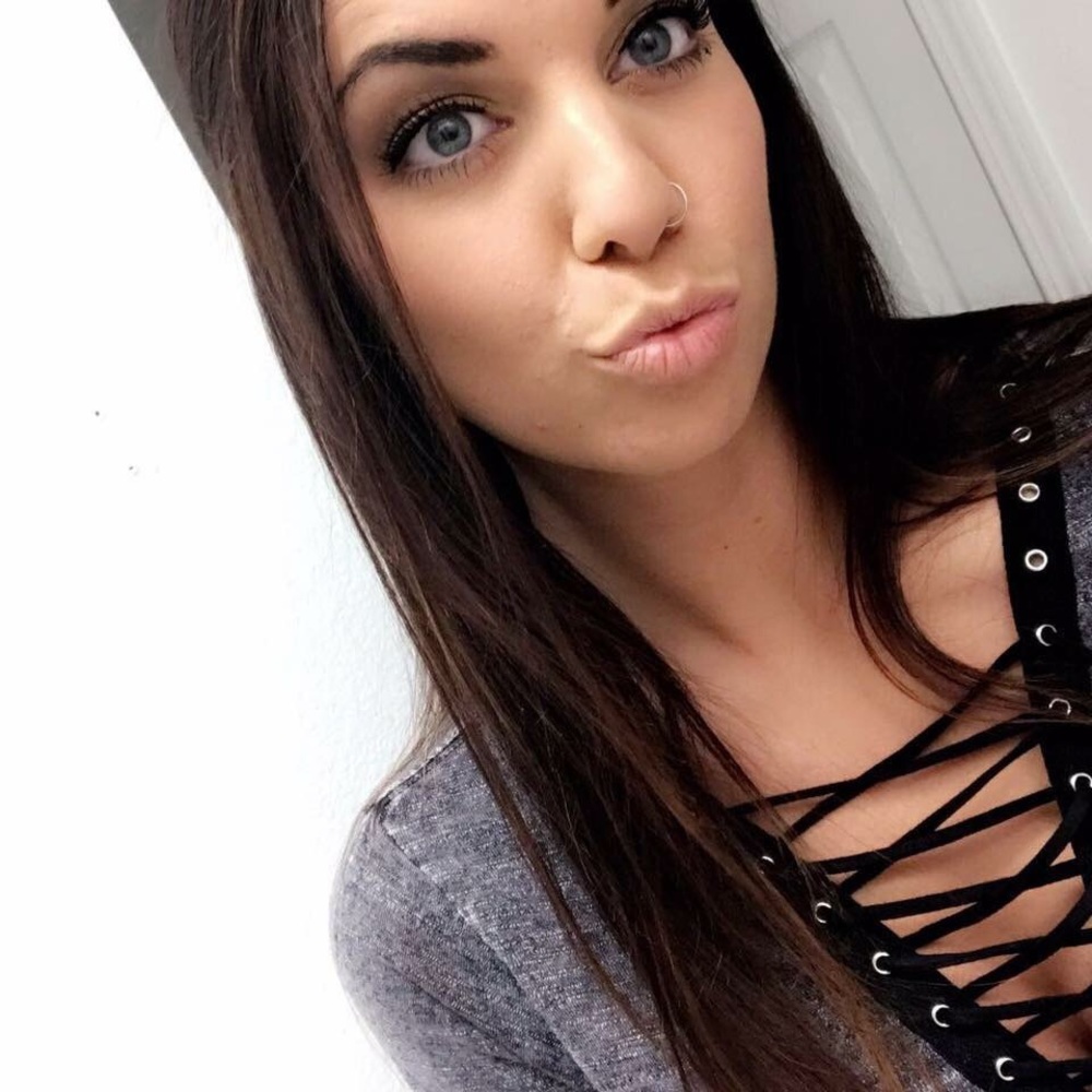 Meet your Posher, Chey