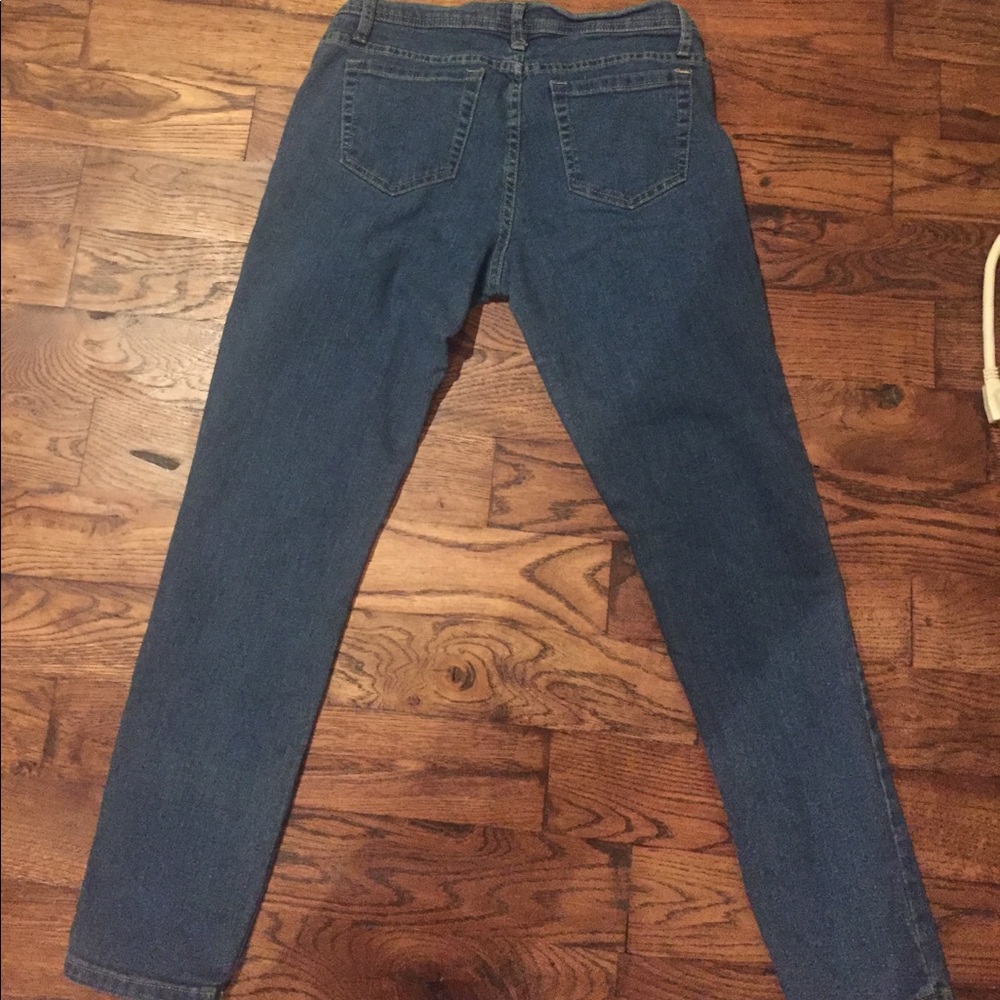 Forever 21 medium wash skinny jeans