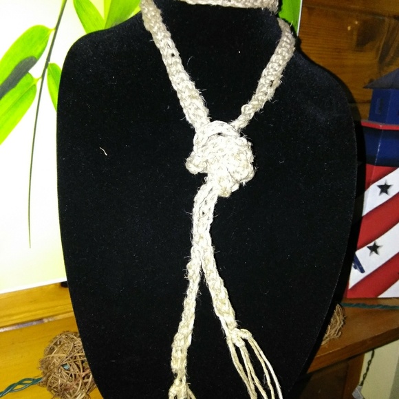 Neck-cessory! - Picture 2 of 3