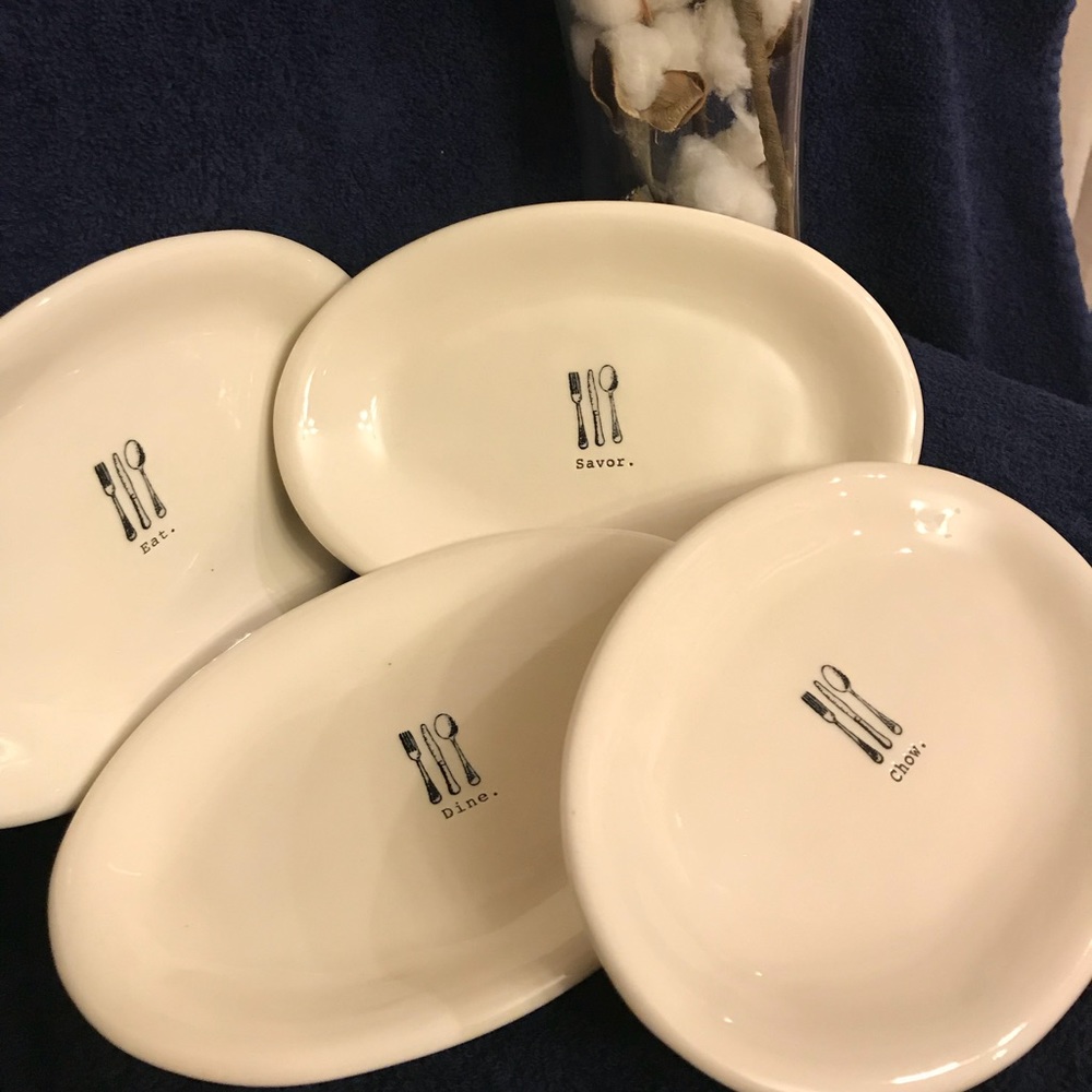 Rae Dunn plates