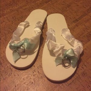 Just married bridal flip flops.