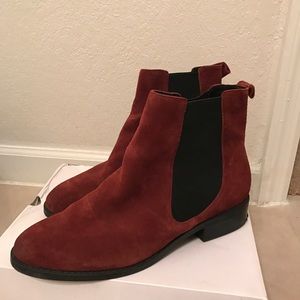 Woman's rust colored chelsea boots. Lightly worn
