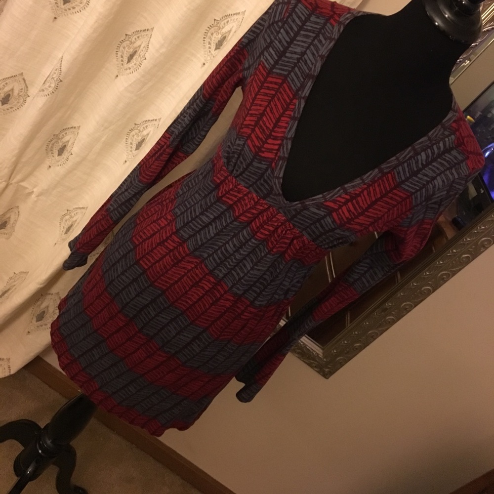 Hurley long sleeve dress