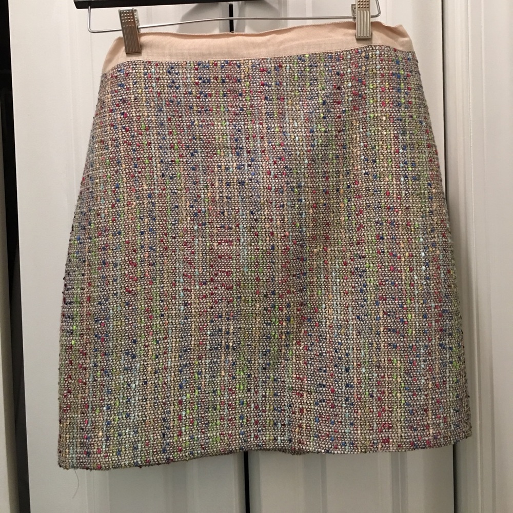 Willi smith skirt size 6 gently worn no damaged