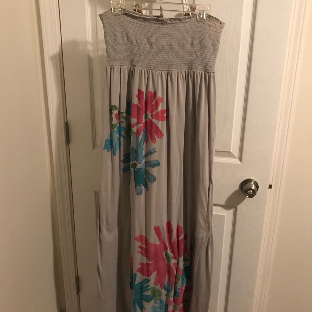 Old Navy maxi dress, strapless.