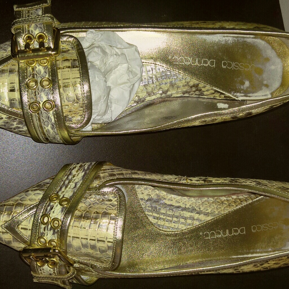 Jessica Bennett flats