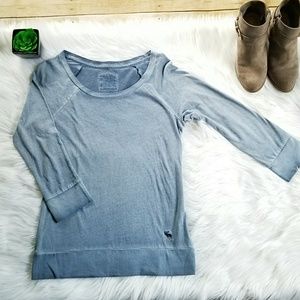 Abercrombie and Fitch 3/4 sleeve shirt