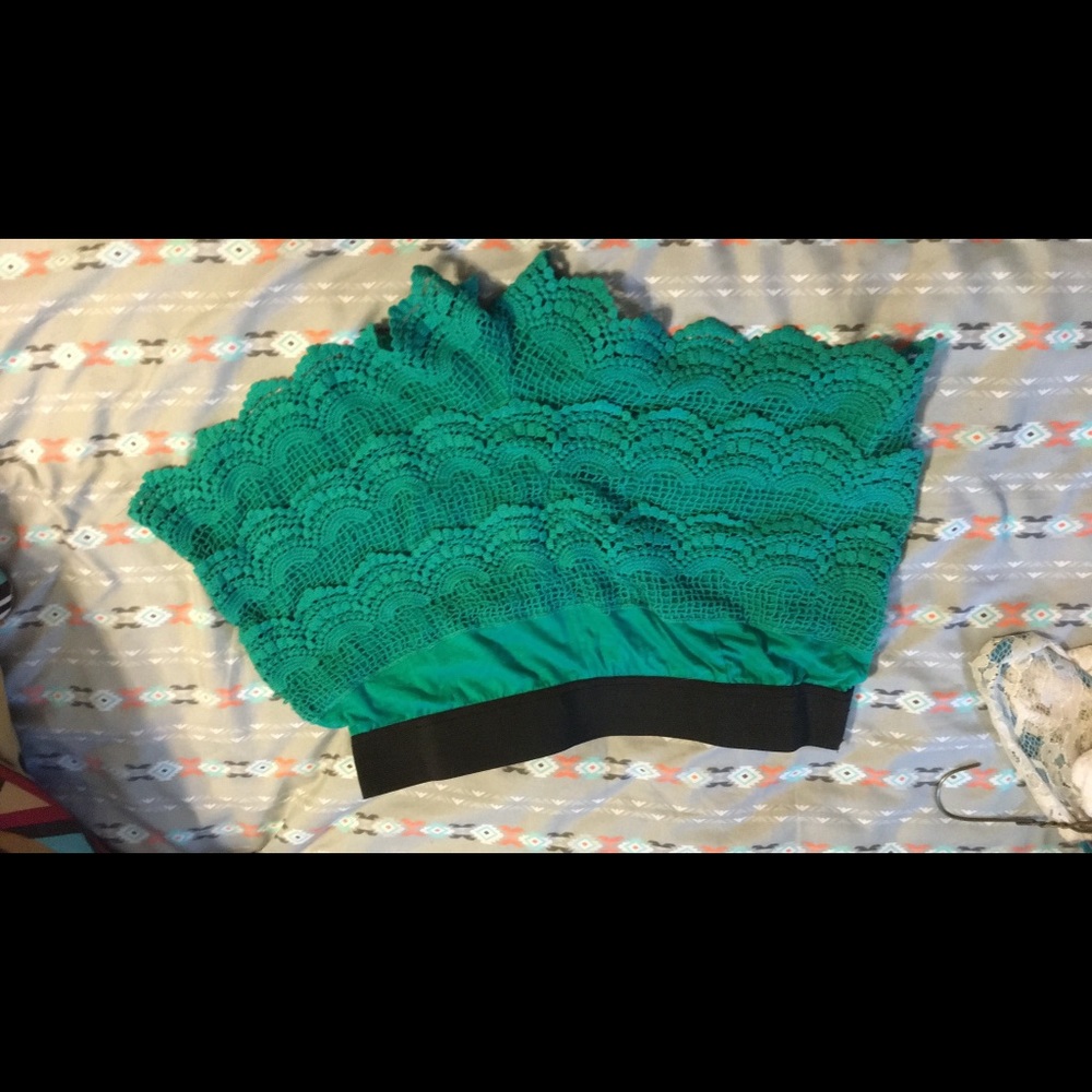 Size large lace shorts