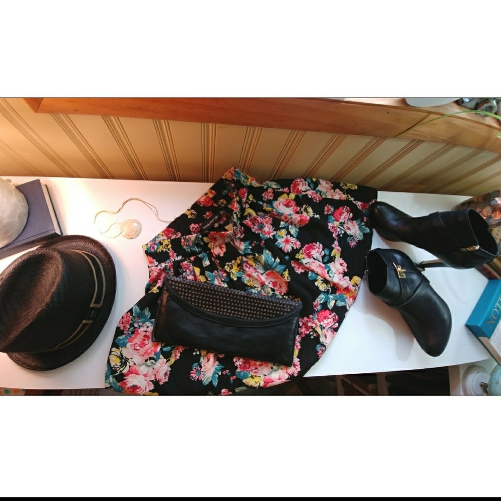 Floral Mini Flutter Skirt