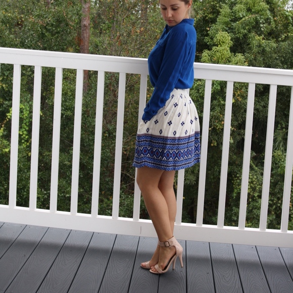 Blue Button Down - Picture 2 of 5