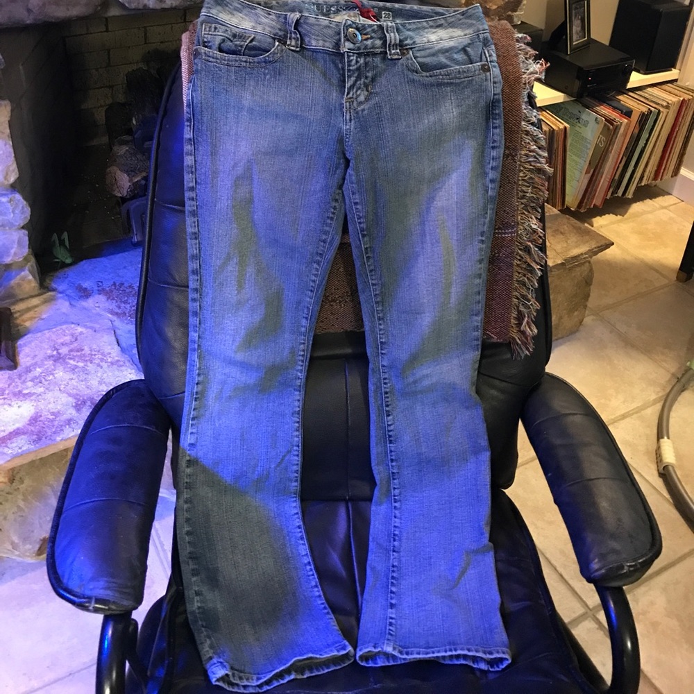 Guess Bootcut Jeans size 28