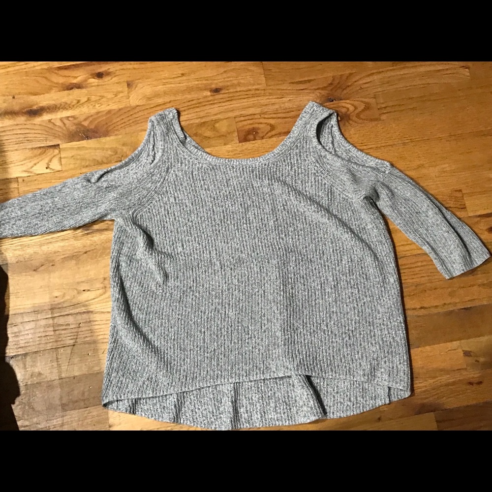 Express cold shoulder gray, great top!  M