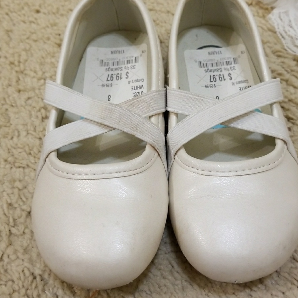 Ivory flats, size 8T