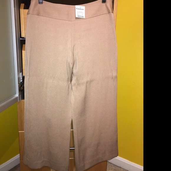 🦋bebe Front Hem Slit Capri🦋 - Picture 6 of 6