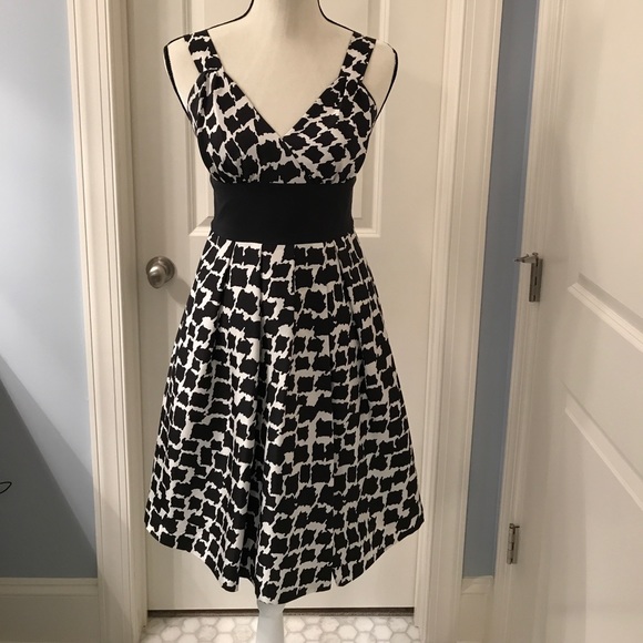 White House Black Market Dress - Picture 1 of 7