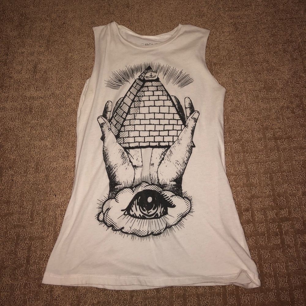 Tank top with design