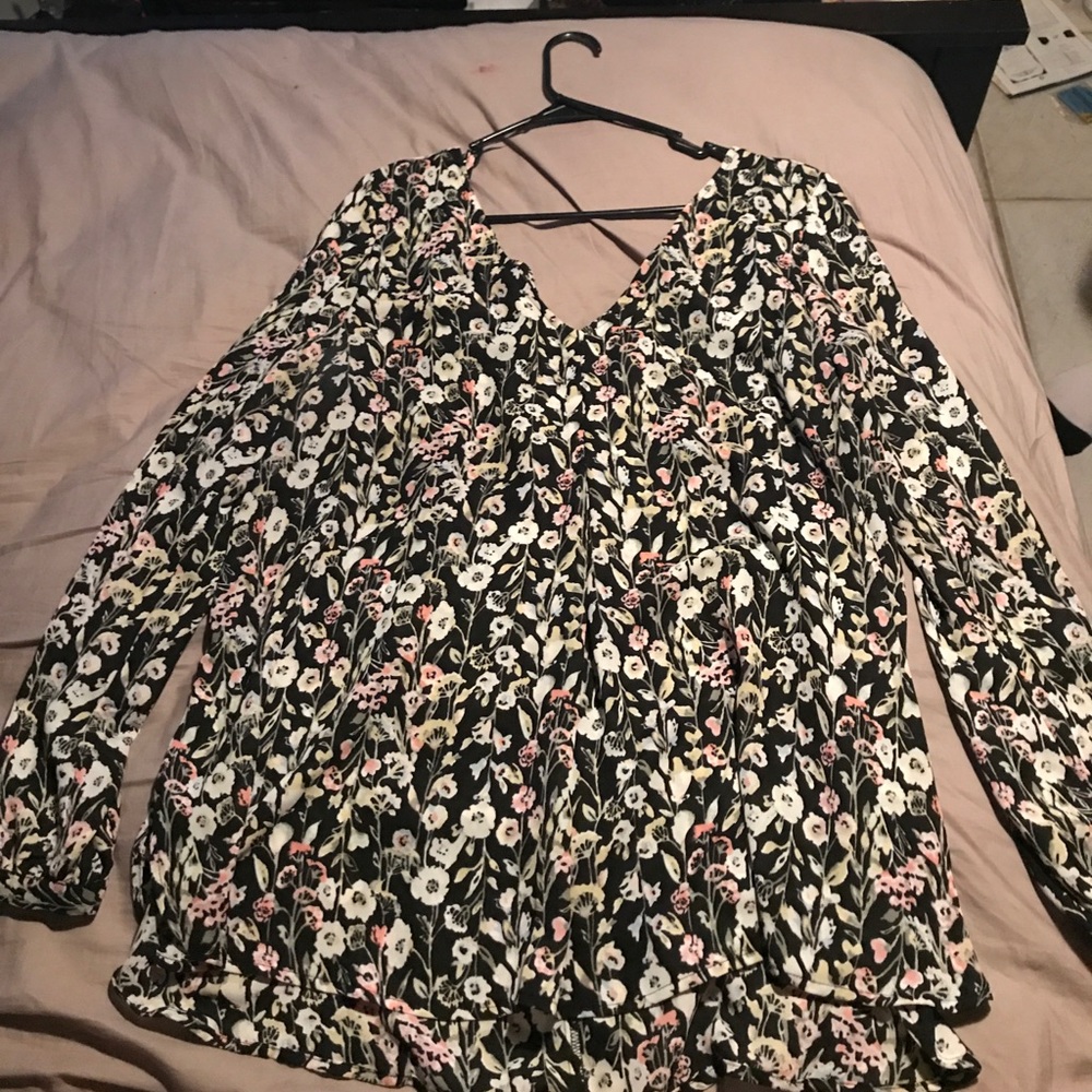 Lauren Conrad tunic blouse