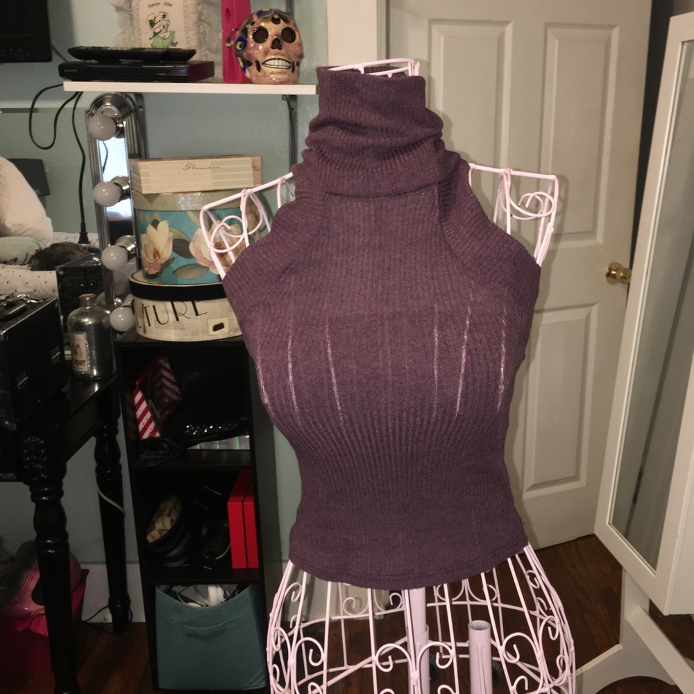 Turtleneck top