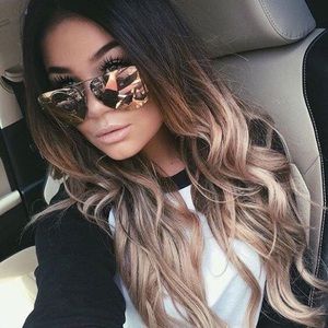 Meet your Posher, Anahi