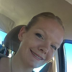 Meet your Posher, Cassandra
