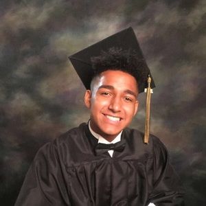 Meet your Posher, Larry