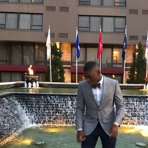 Meet your Posher, Anthony