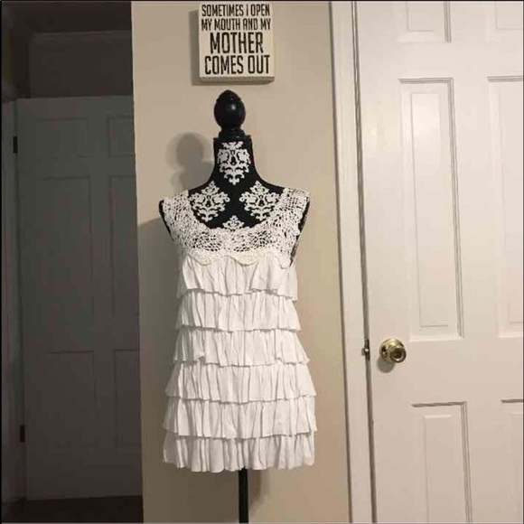LaSeine Tops - NWT LaSeine ruffle tiered tank blouse top