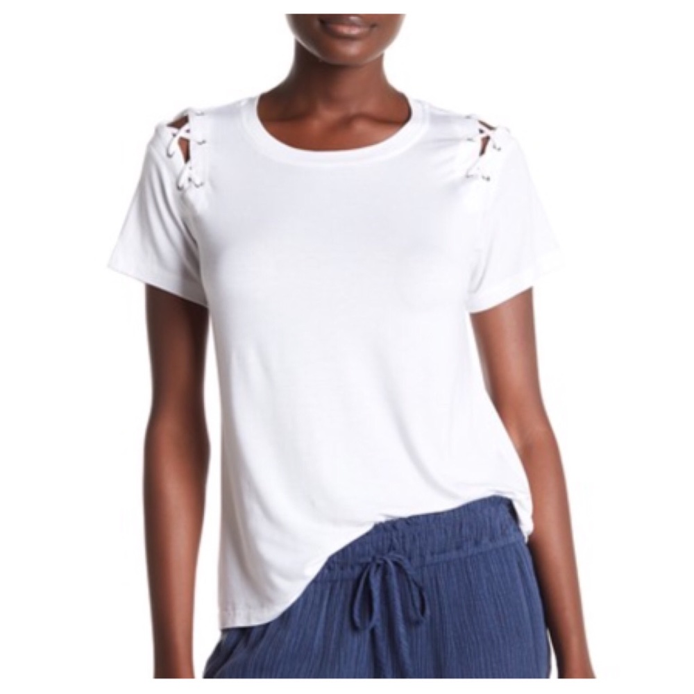 NWT White Lace Up Cut Out Shoulder Slit Tee XS S