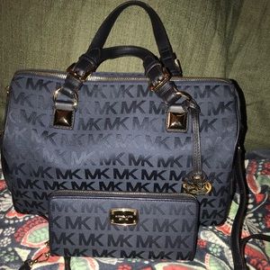 Michael Kors bundle canvas bag w/matching wallet