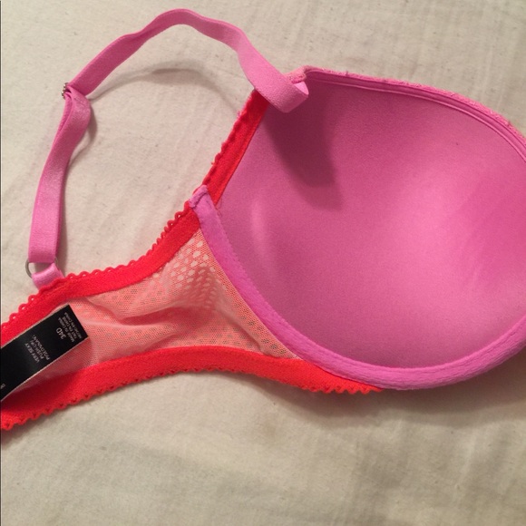 Victoria's Secret bra size 34D - Picture 4 of 5