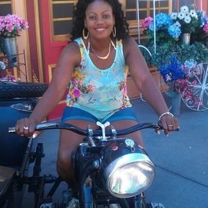 Meet your Posher, Cassandra