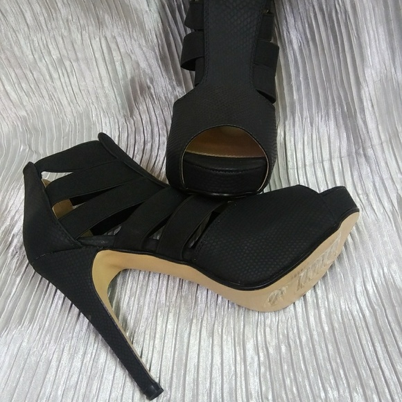 *SOLD* New Women's Strappy Heel Shoes - Picture 7 of 8