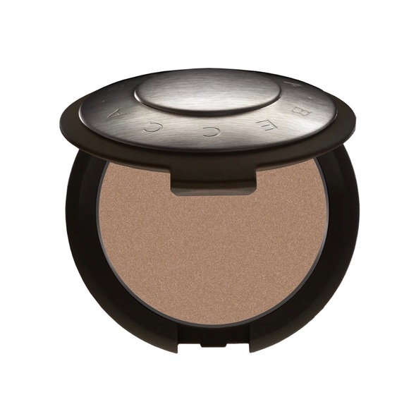 BECCA Perfect Skin Mineral Powder Foundation - Picture 2 of 8
