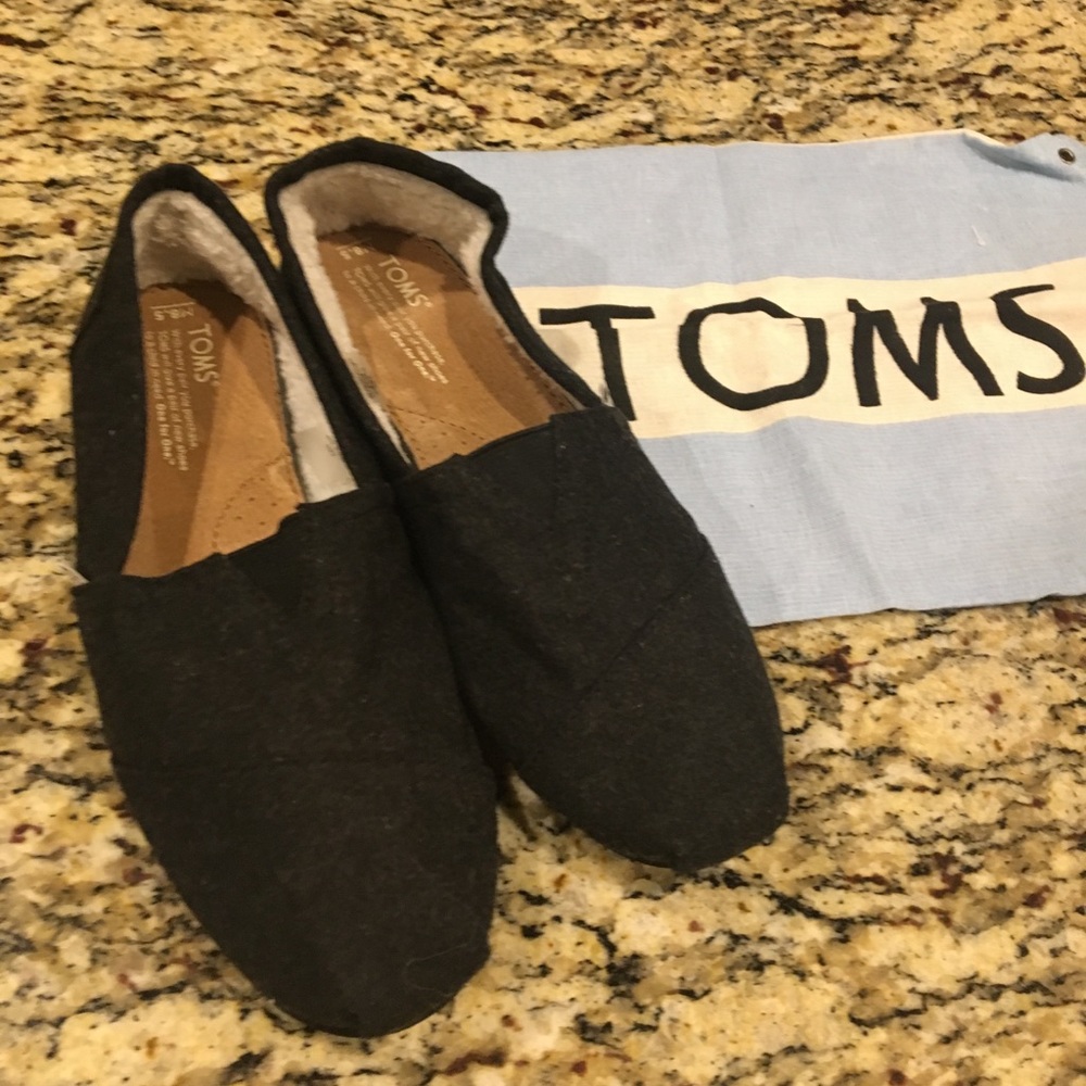 TOMS / men’s 8.5