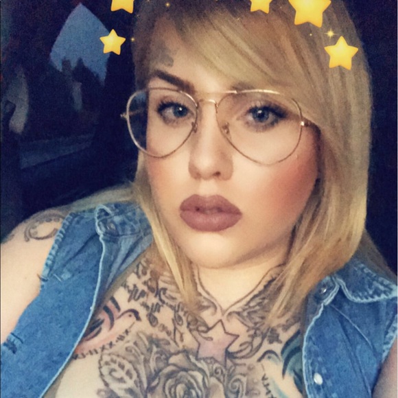 Meet your Posher, Shannon - Picture 1 of 1