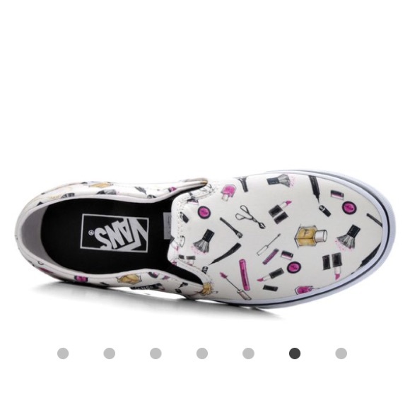 ❌SOLD❌ - Vans Asher Slip on Sold out online - Picture 1 of 3
