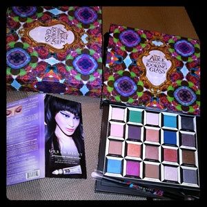 Urban Decay Alice Through The Looking Glass!!