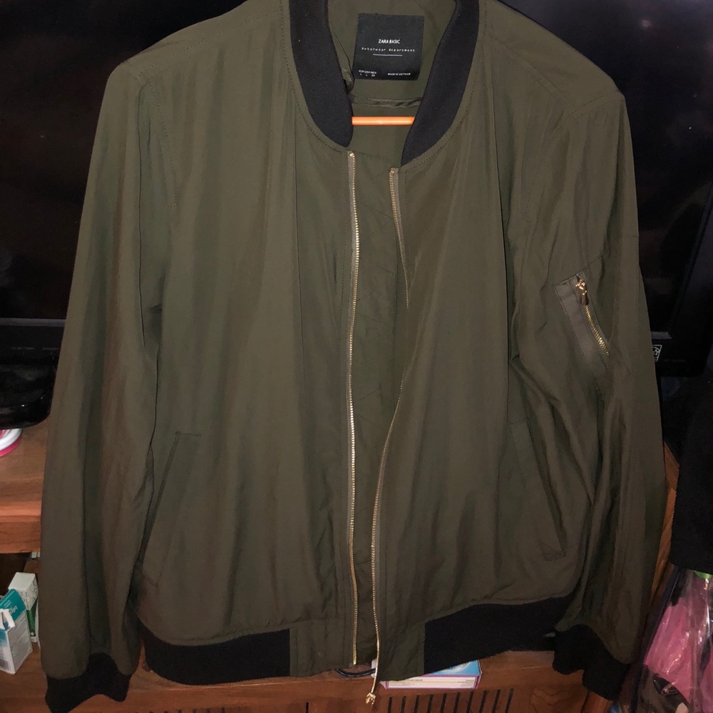 Army green ZARA Basic Bomber Jacket