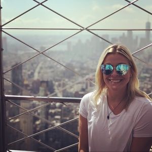 Meet your Posher, Amber