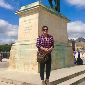 Meet your Posher, Myra