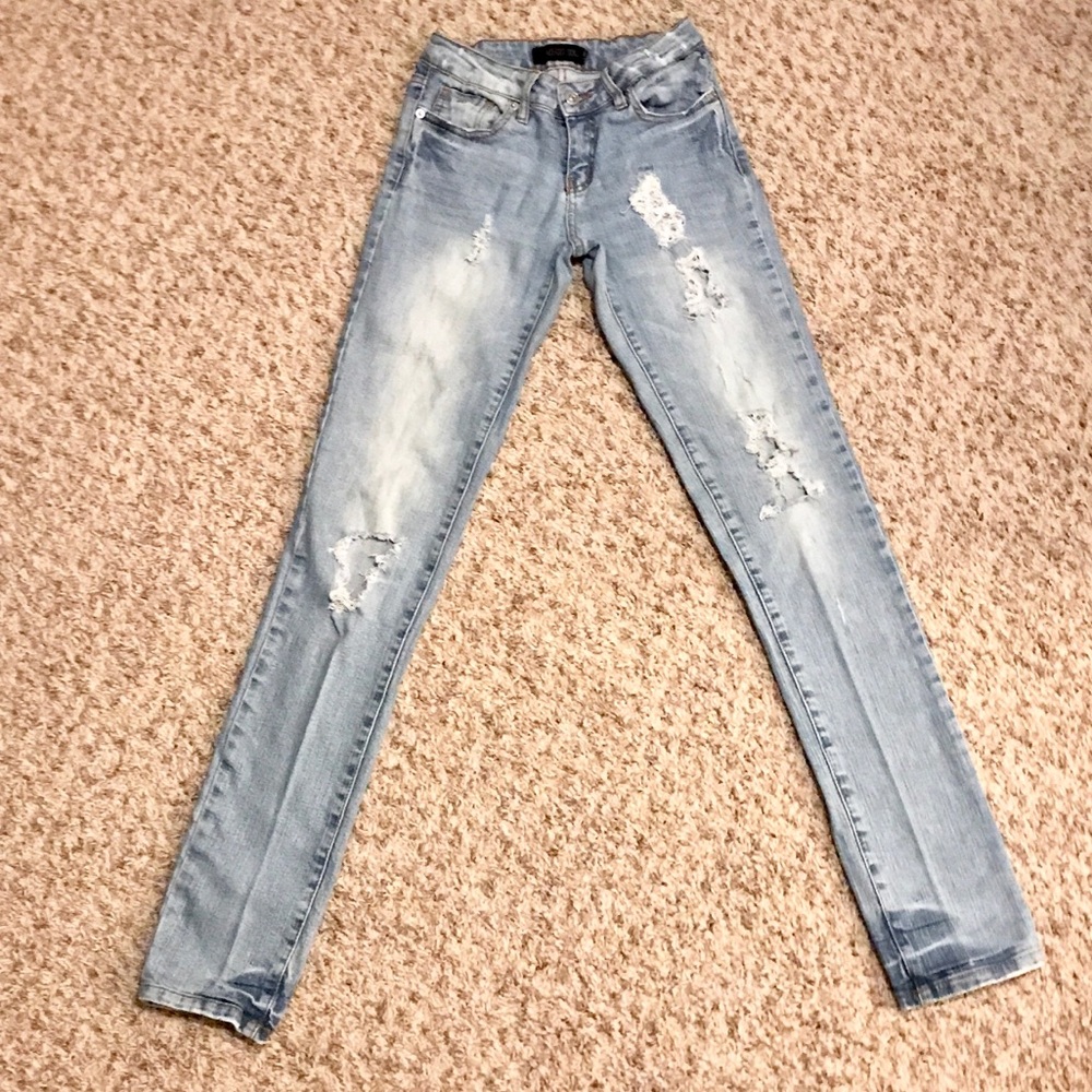 Indigo Six Distressed Straight Leg Jeans; size 0