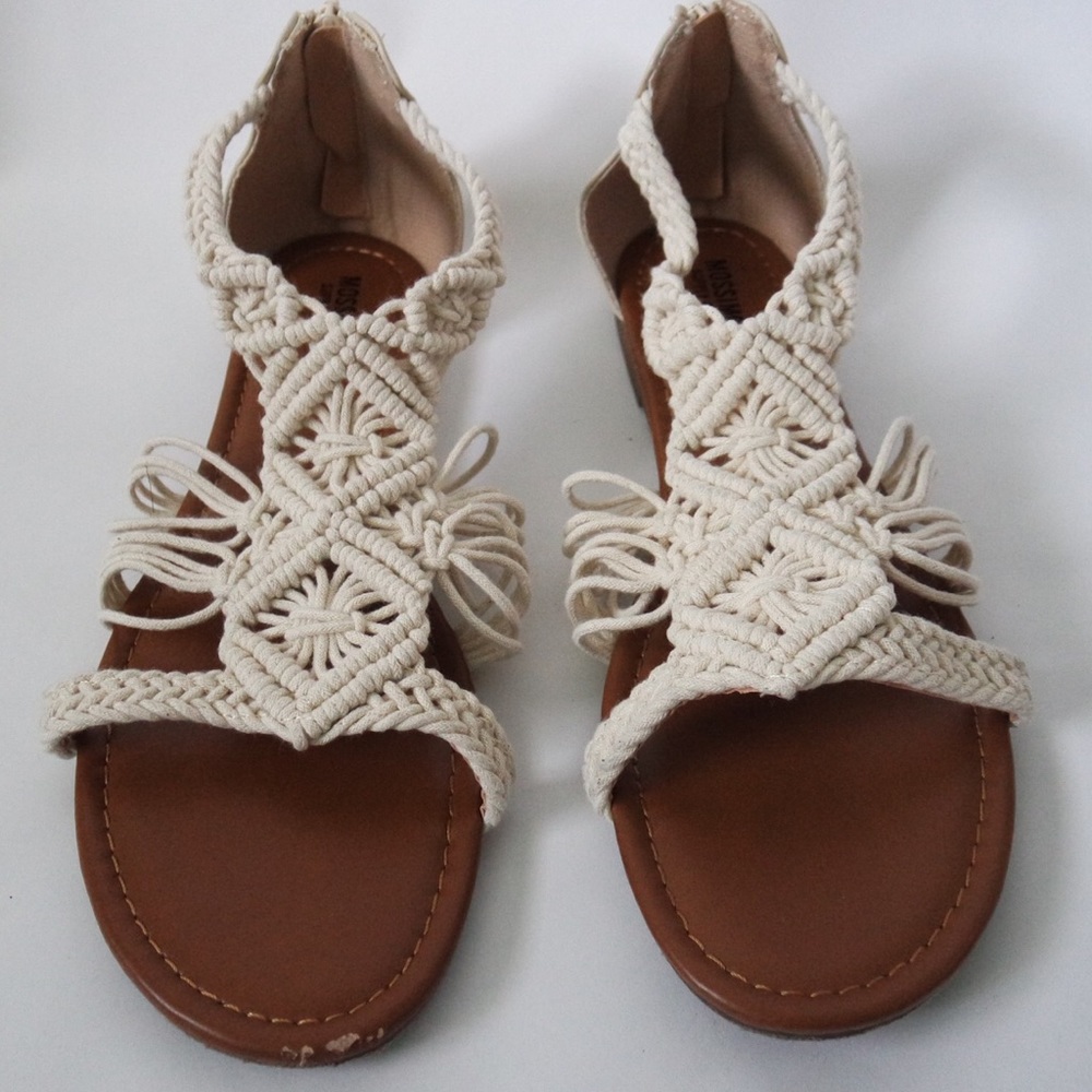 White straps sandals