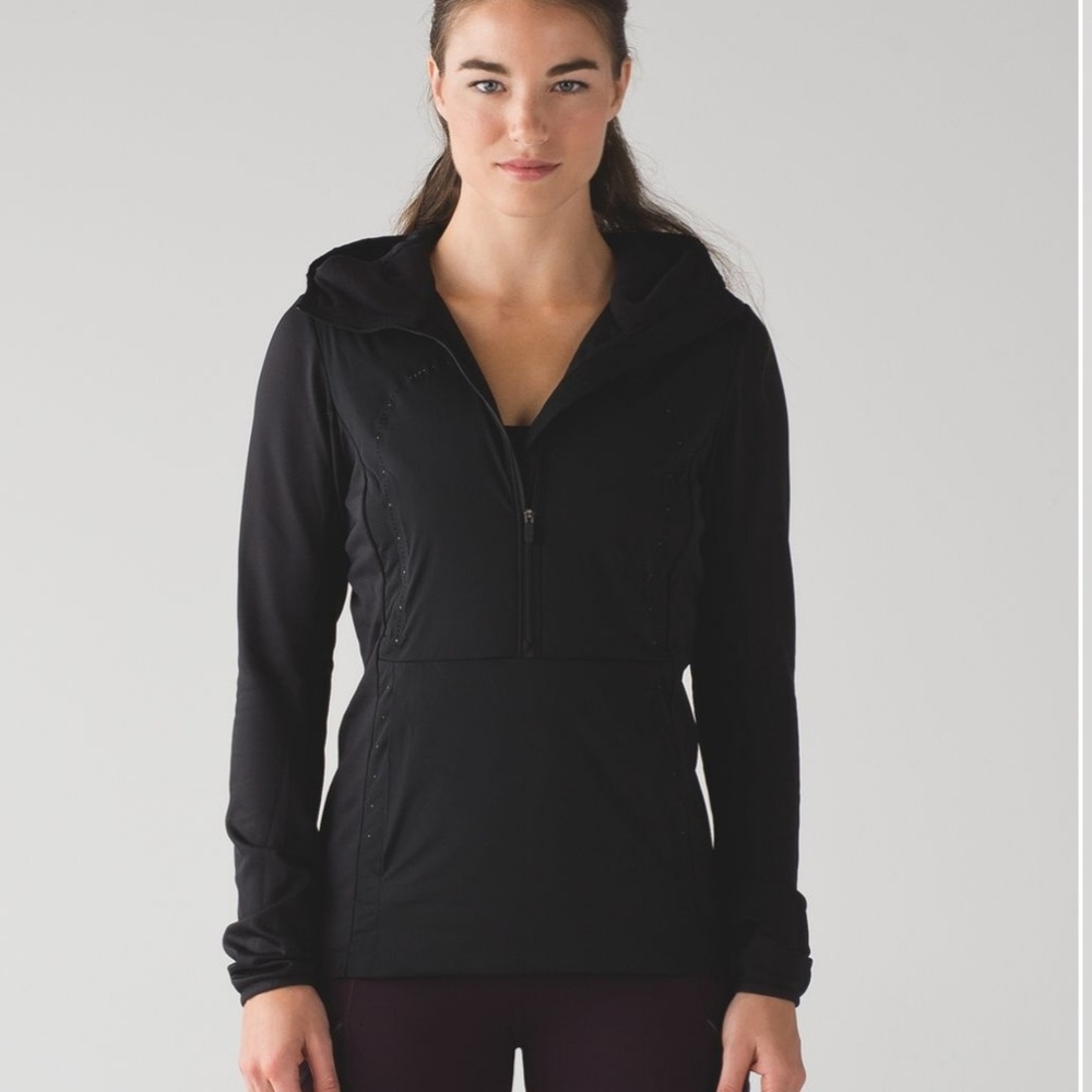 Lululemon run for cold half zip NWT size 10